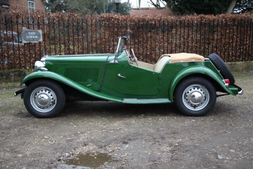 1951 MG TD 2 - new carpets - very tidy car